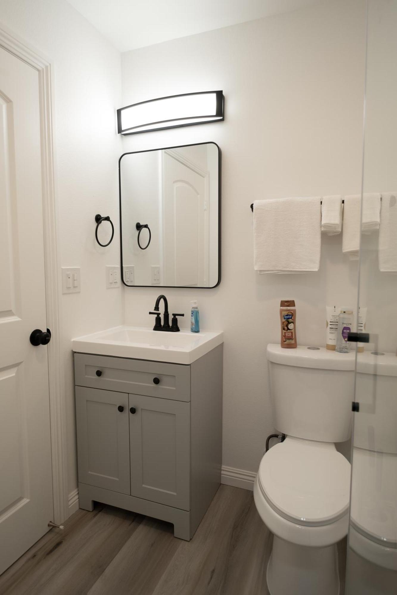 Charming La Retreat Near Usc & Downtown Highlights- 1 Bedroom With Shared Access Hotel Los Angeles