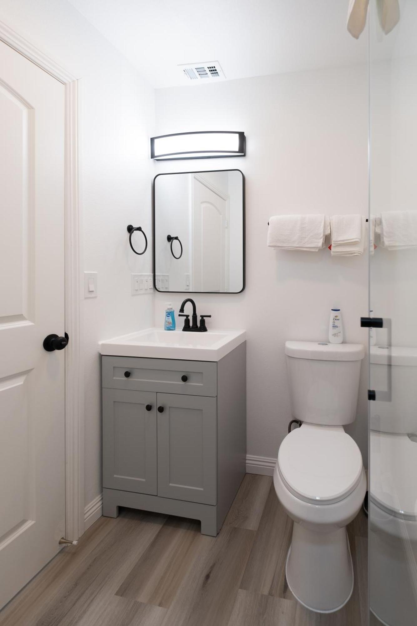 Charming La Retreat Near Usc & Downtown Highlights- 1 Bedroom With Shared Access Los Angeles